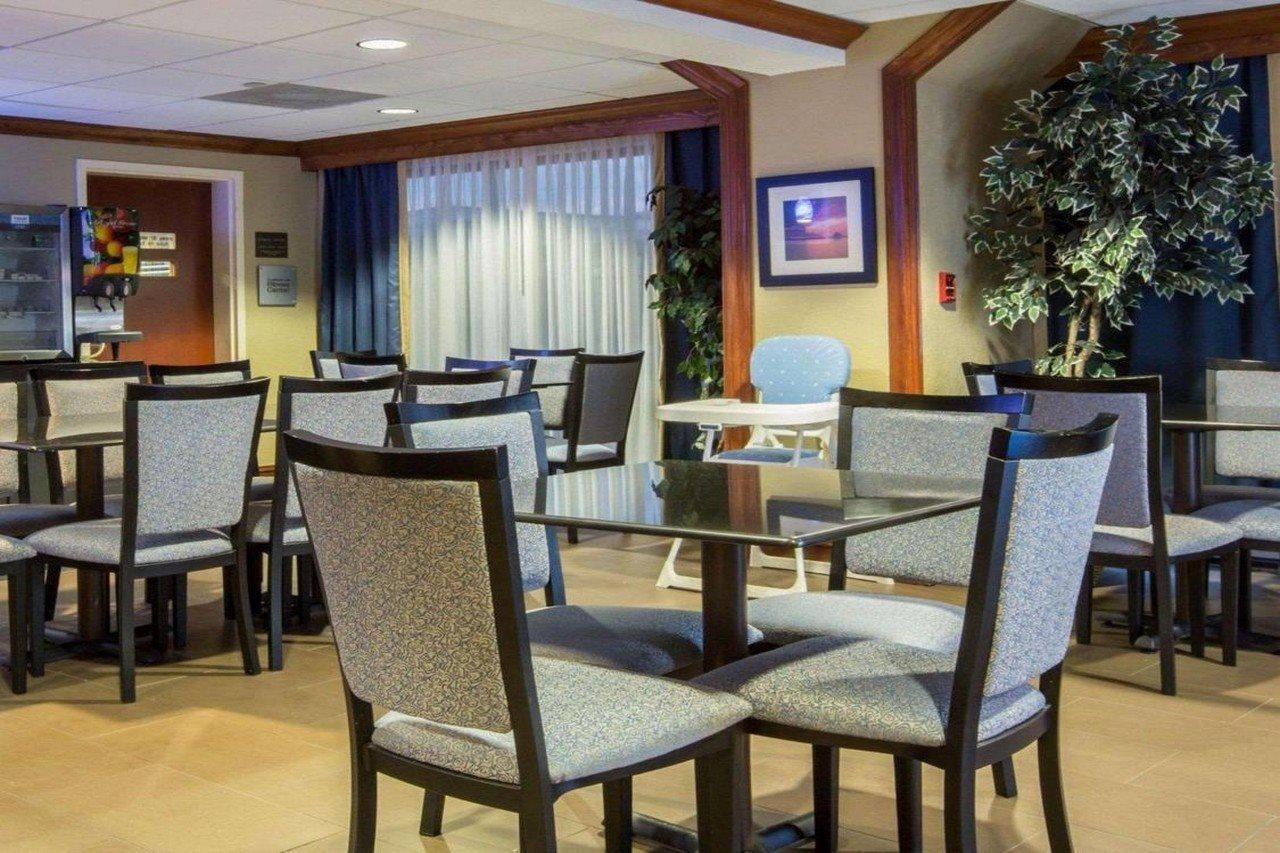 Comfort Suites Cumming-Atlanta Near Northside Hospital Forsyth Exteriér fotografie