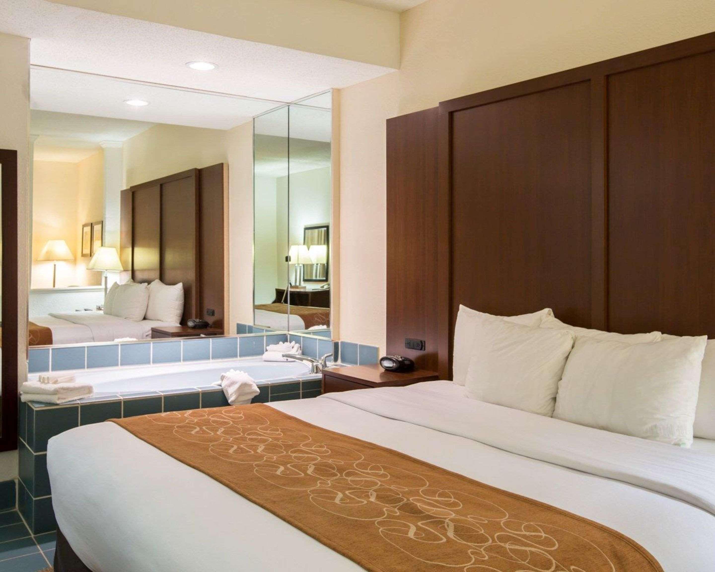 Comfort Suites Cumming-Atlanta Near Northside Hospital Forsyth Exteriér fotografie