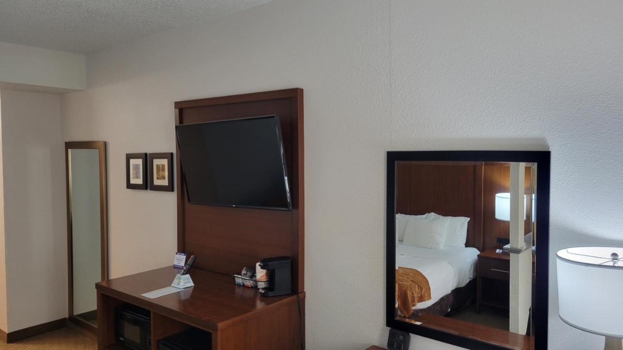 Comfort Suites Cumming-Atlanta Near Northside Hospital Forsyth Exteriér fotografie