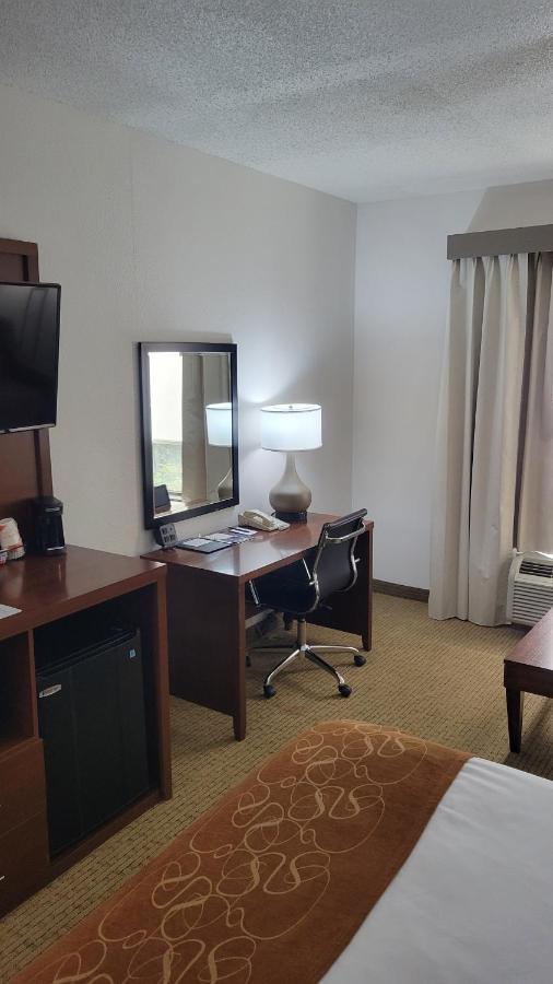 Comfort Suites Cumming-Atlanta Near Northside Hospital Forsyth Exteriér fotografie