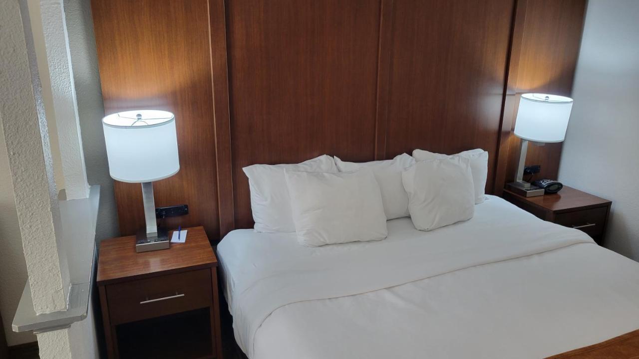 Comfort Suites Cumming-Atlanta Near Northside Hospital Forsyth Exteriér fotografie